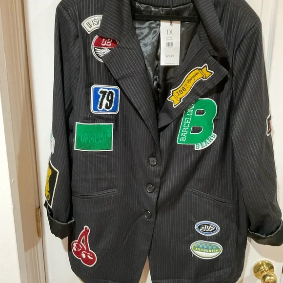 β¨ NWT AKIRA PATCHWORK BLAZER | STATEMENT STREET STYLE π₯ - Picture 3 of 10